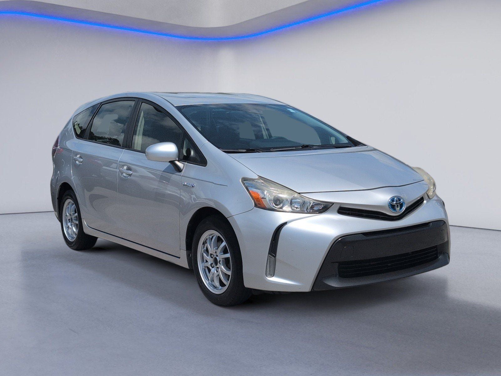 2015 Toyota Prius v Three