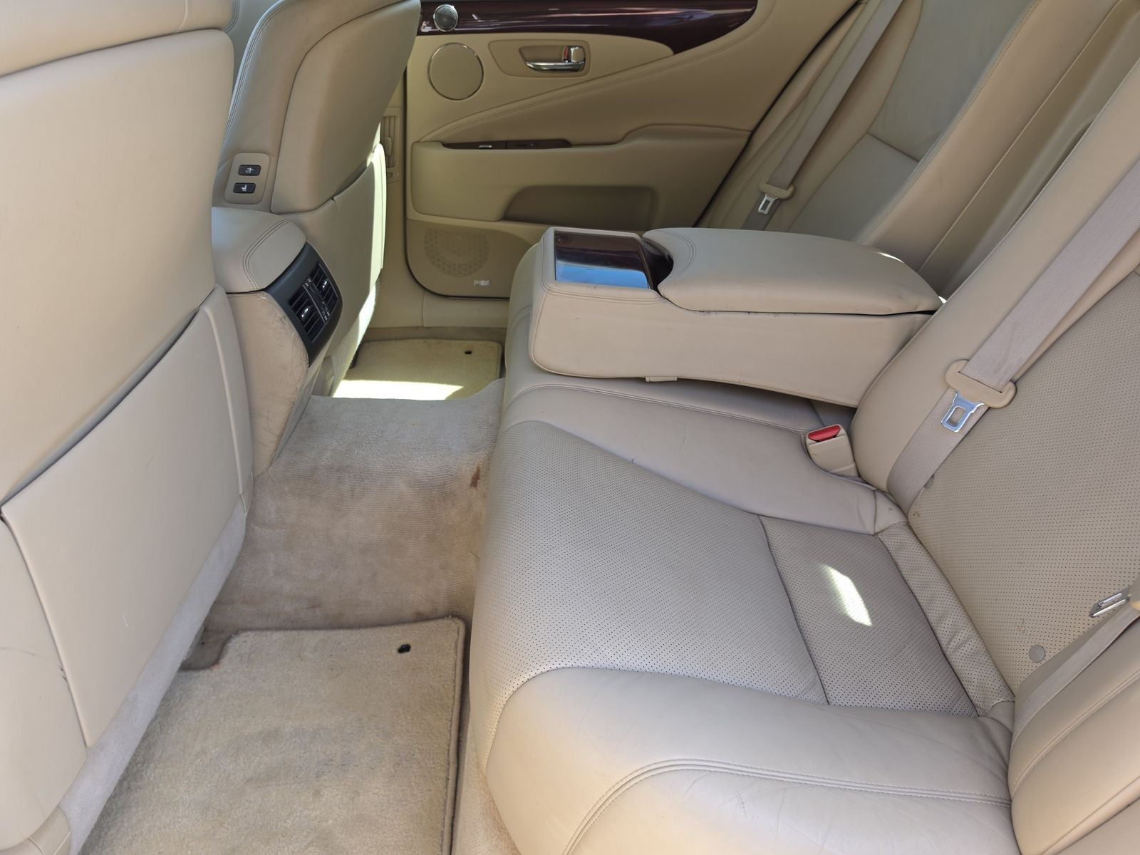 2007 Lexus LS 460