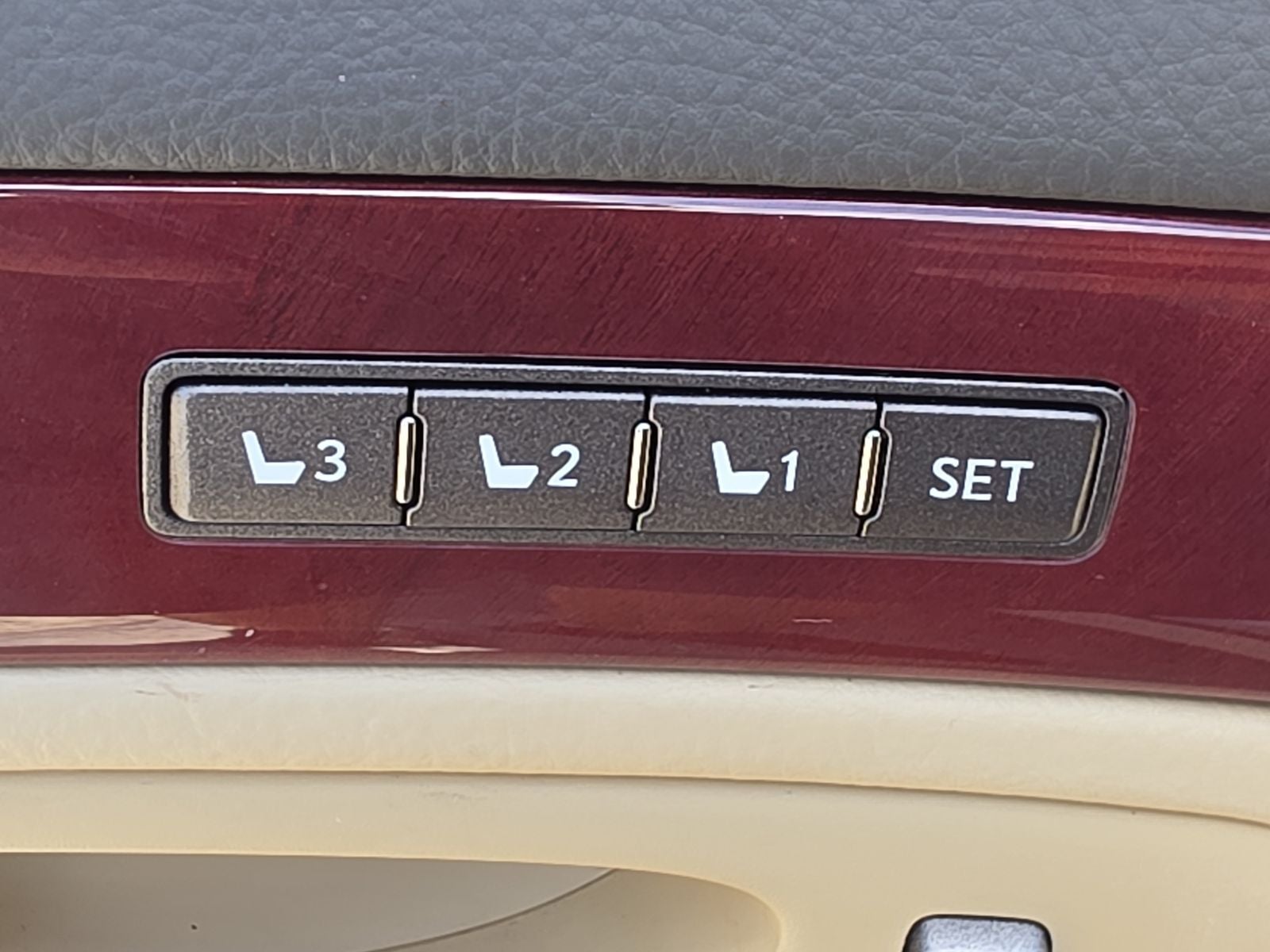 2007 Lexus LS 460
