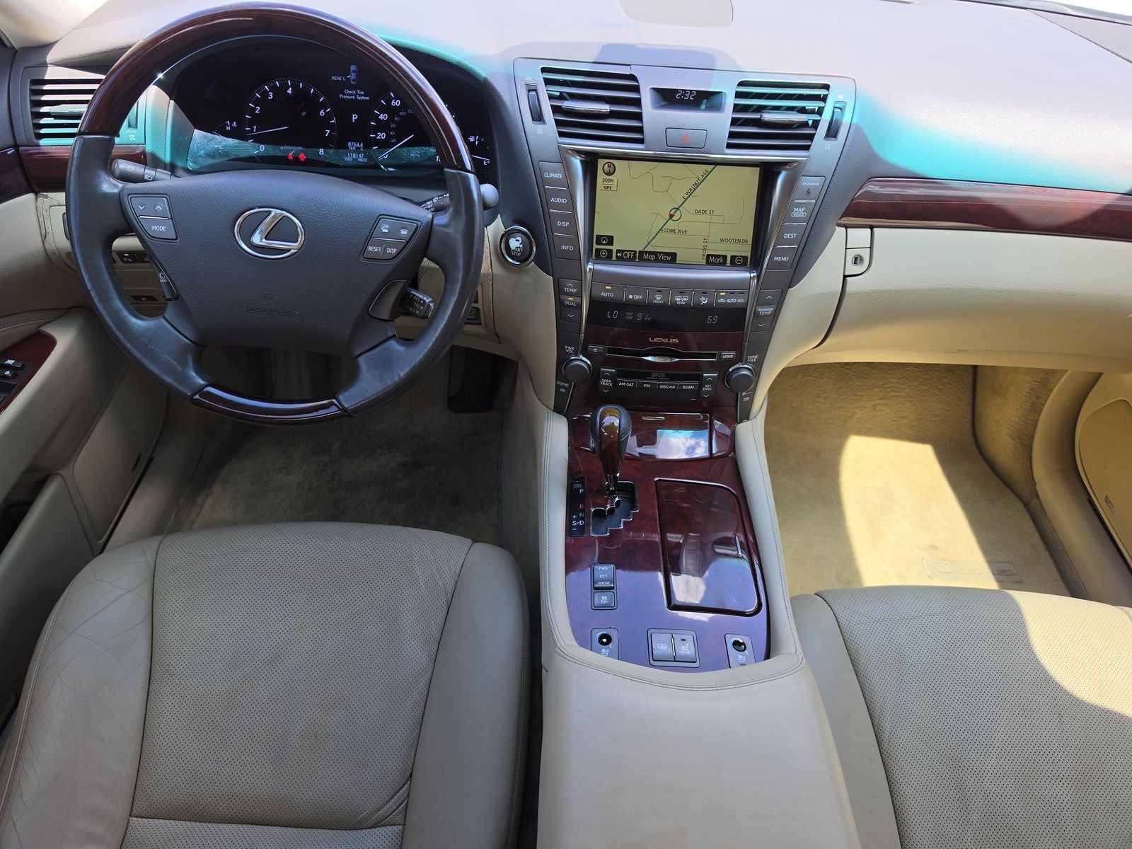 2007 Lexus LS 460