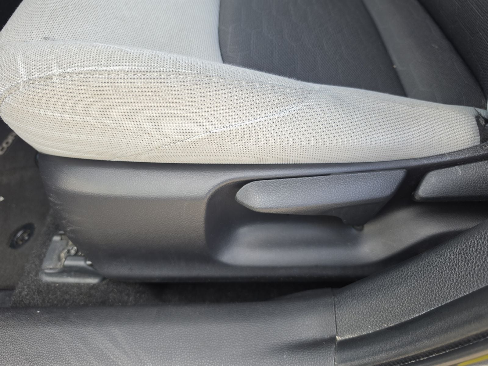 2023 Toyota Corolla Hatchback SE