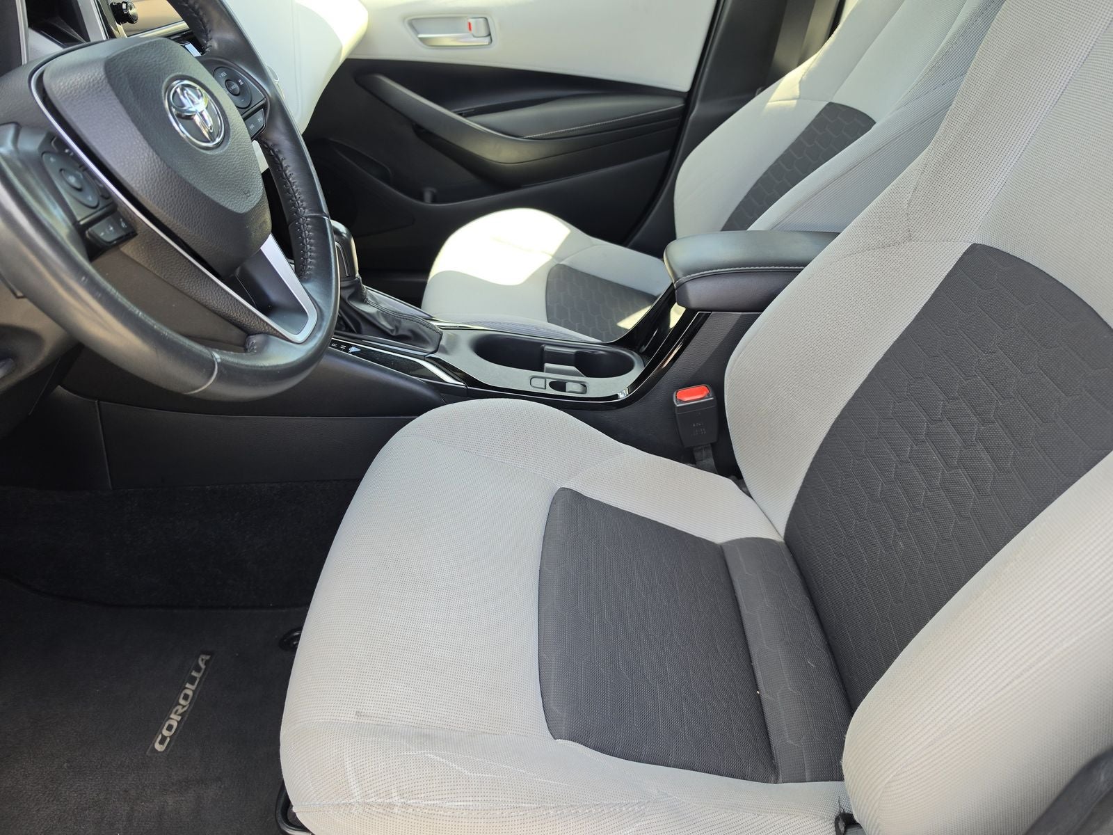 2023 Toyota Corolla Hatchback SE