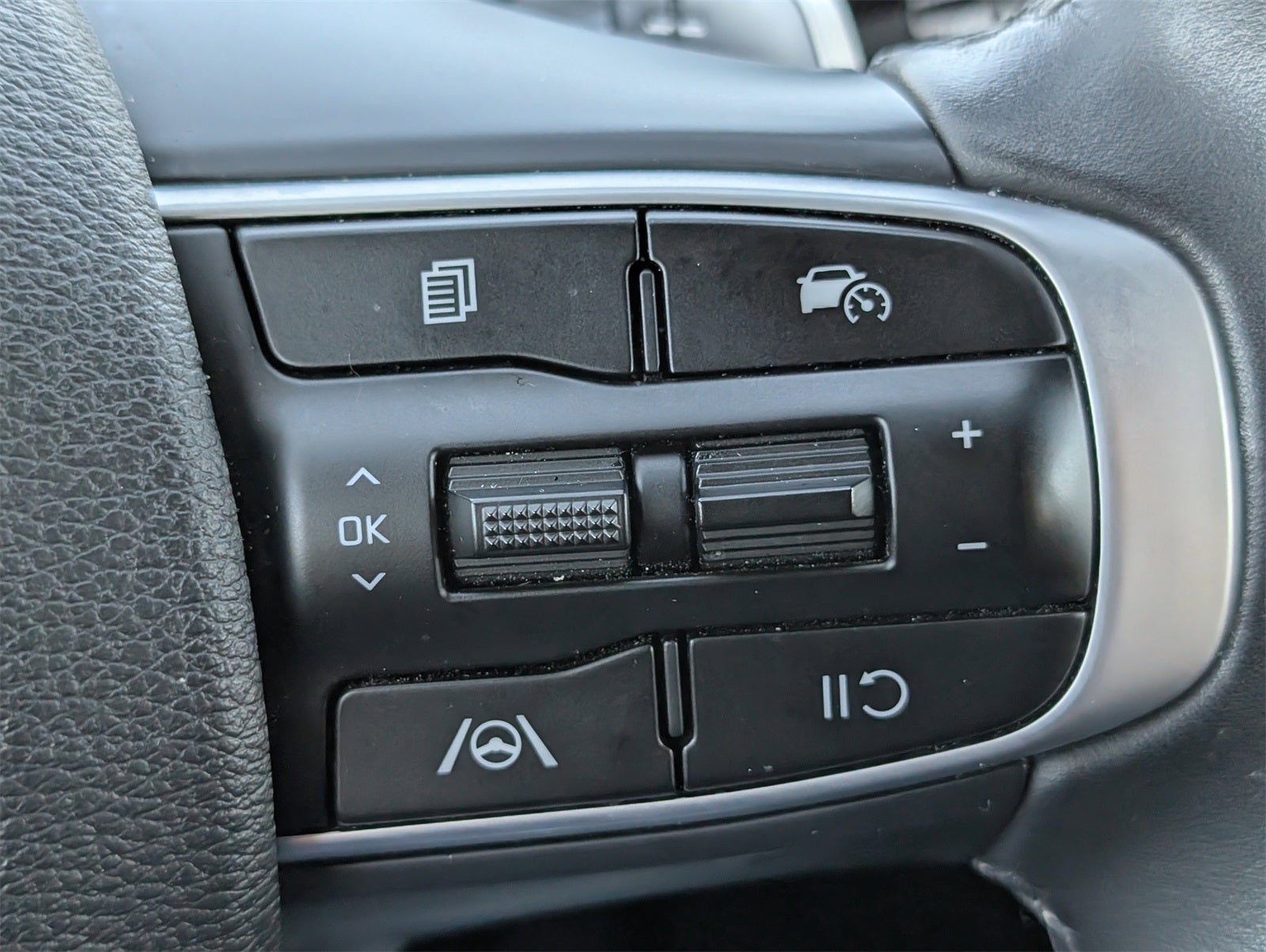 2024 Kia Sportage Plug-In Hybrid X-Line