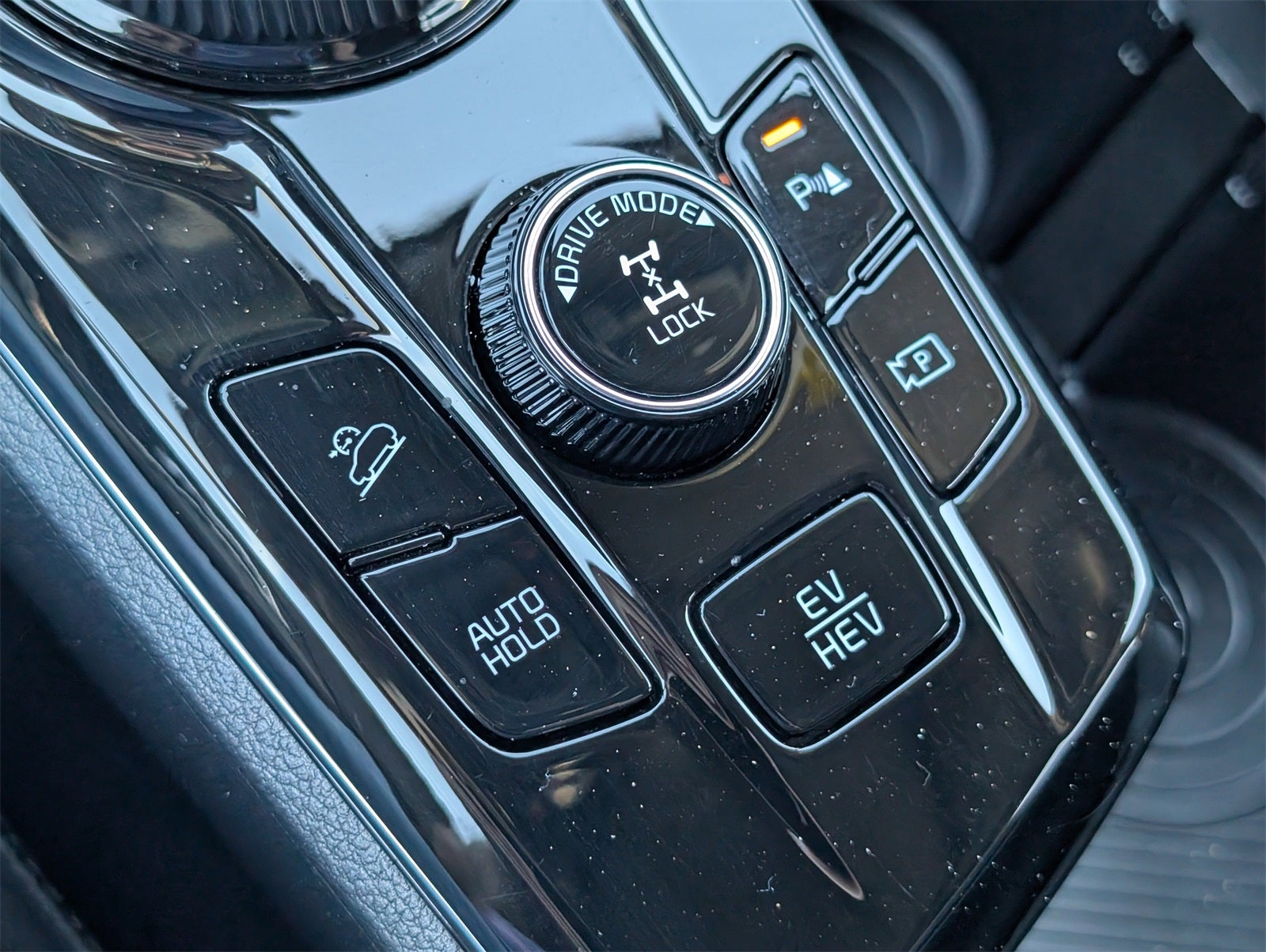 2024 Kia Sportage Plug-In Hybrid X-Line