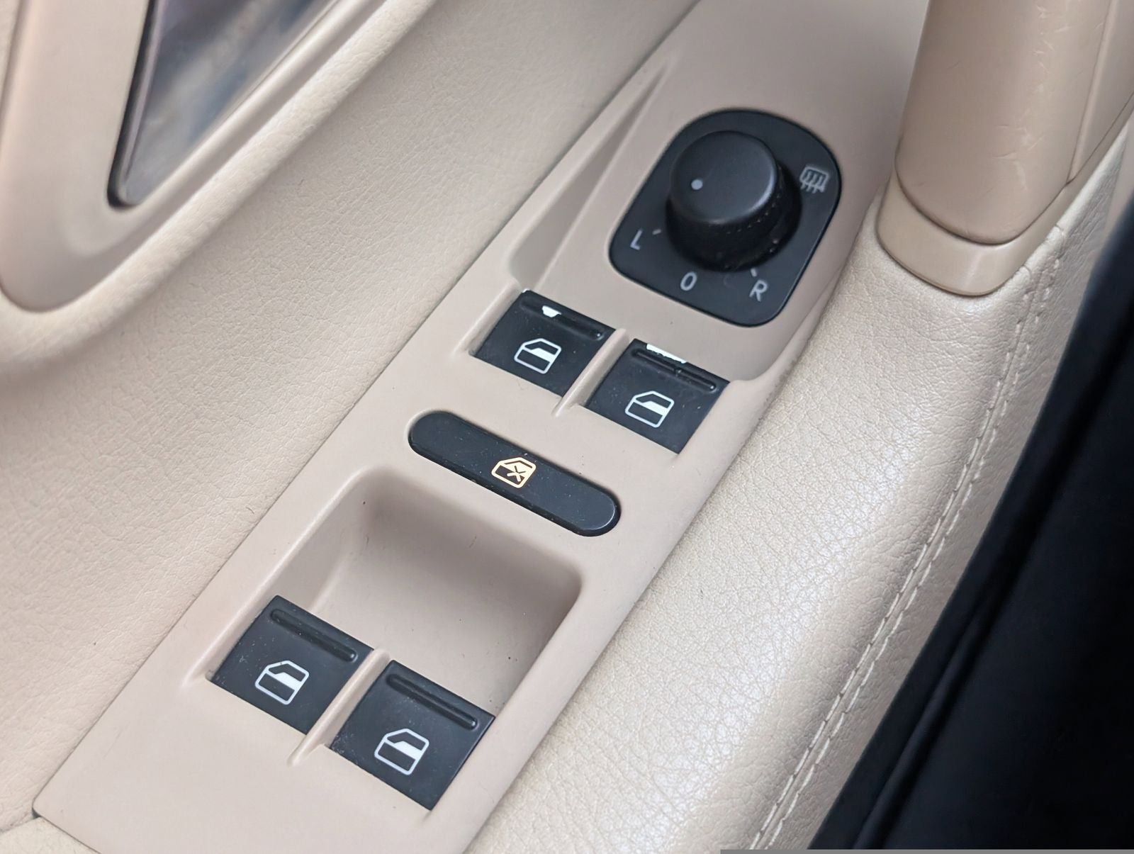 2013 Volkswagen CC 2.0T R-Line