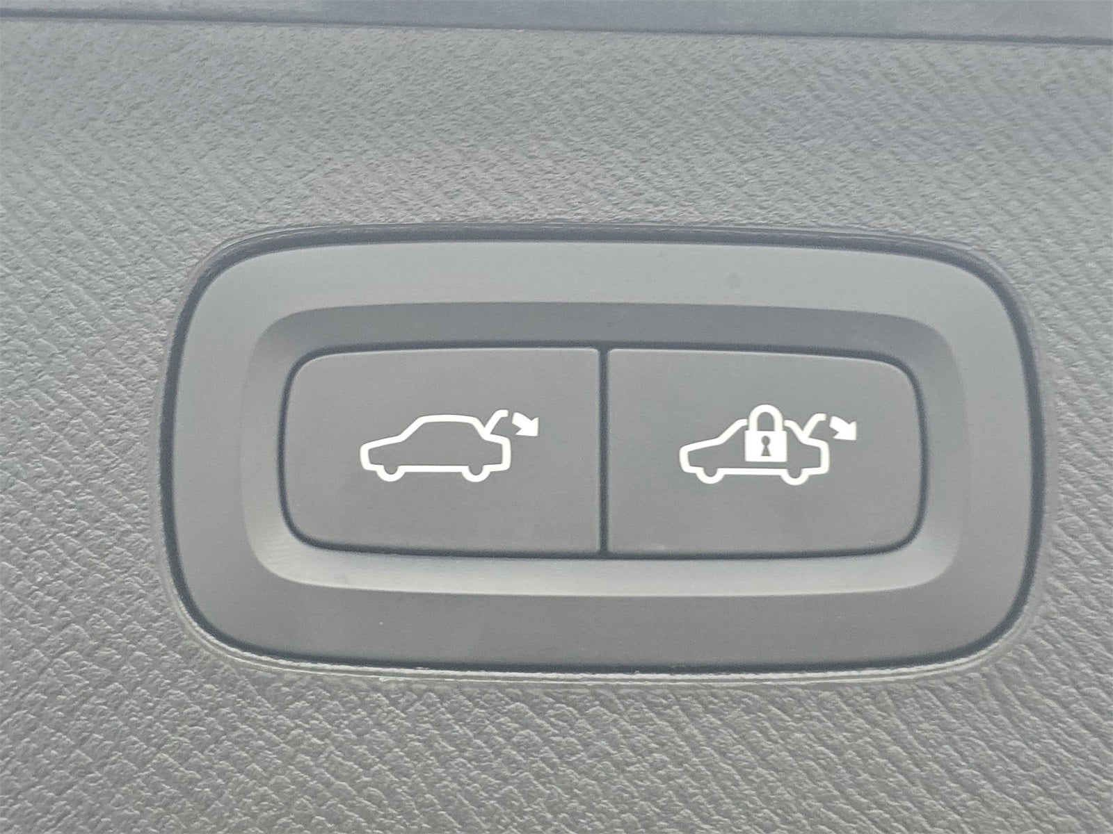 2022 Volvo XC90 T6 Inscription