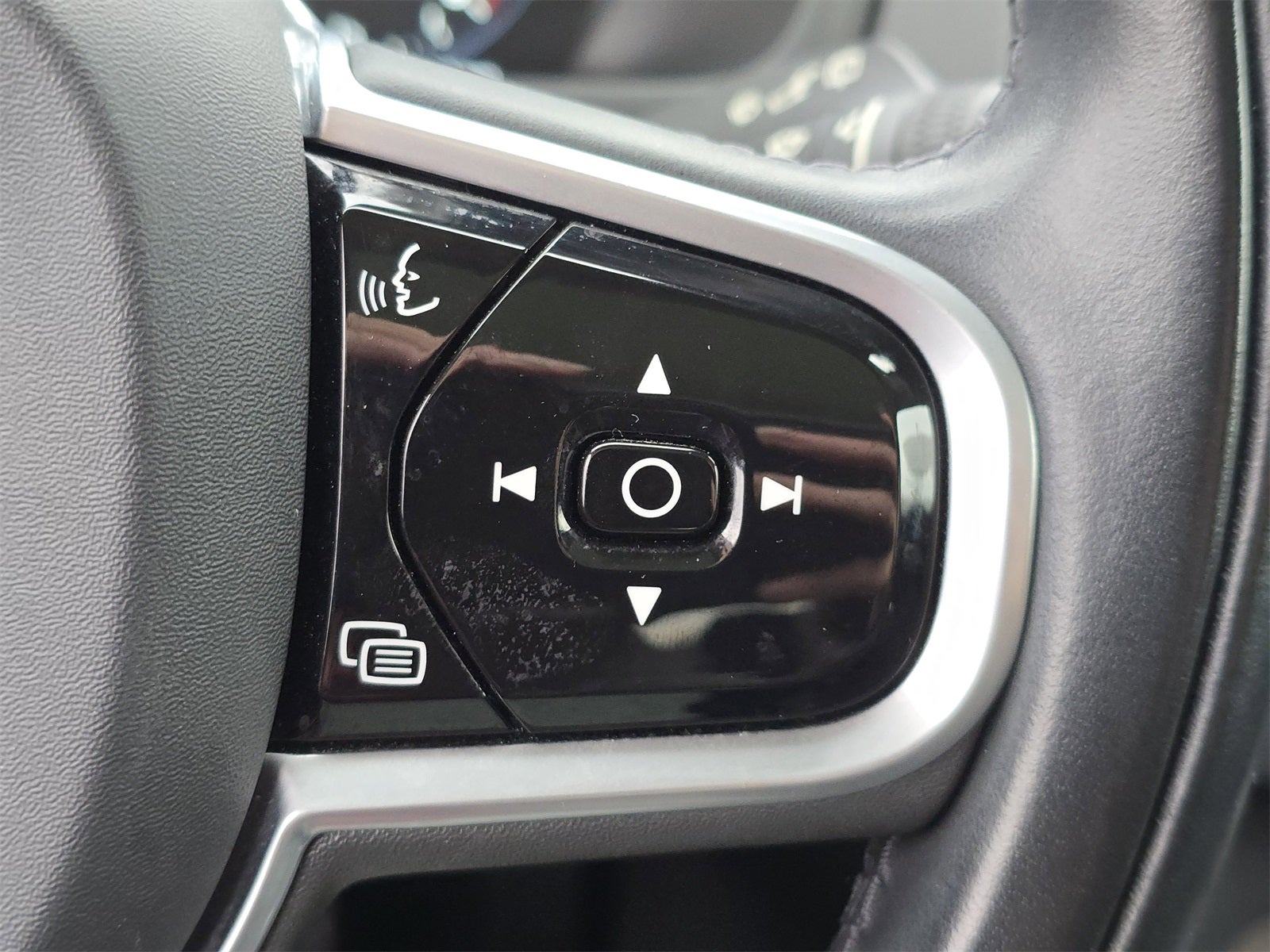 2022 Volvo XC90 T6 Inscription