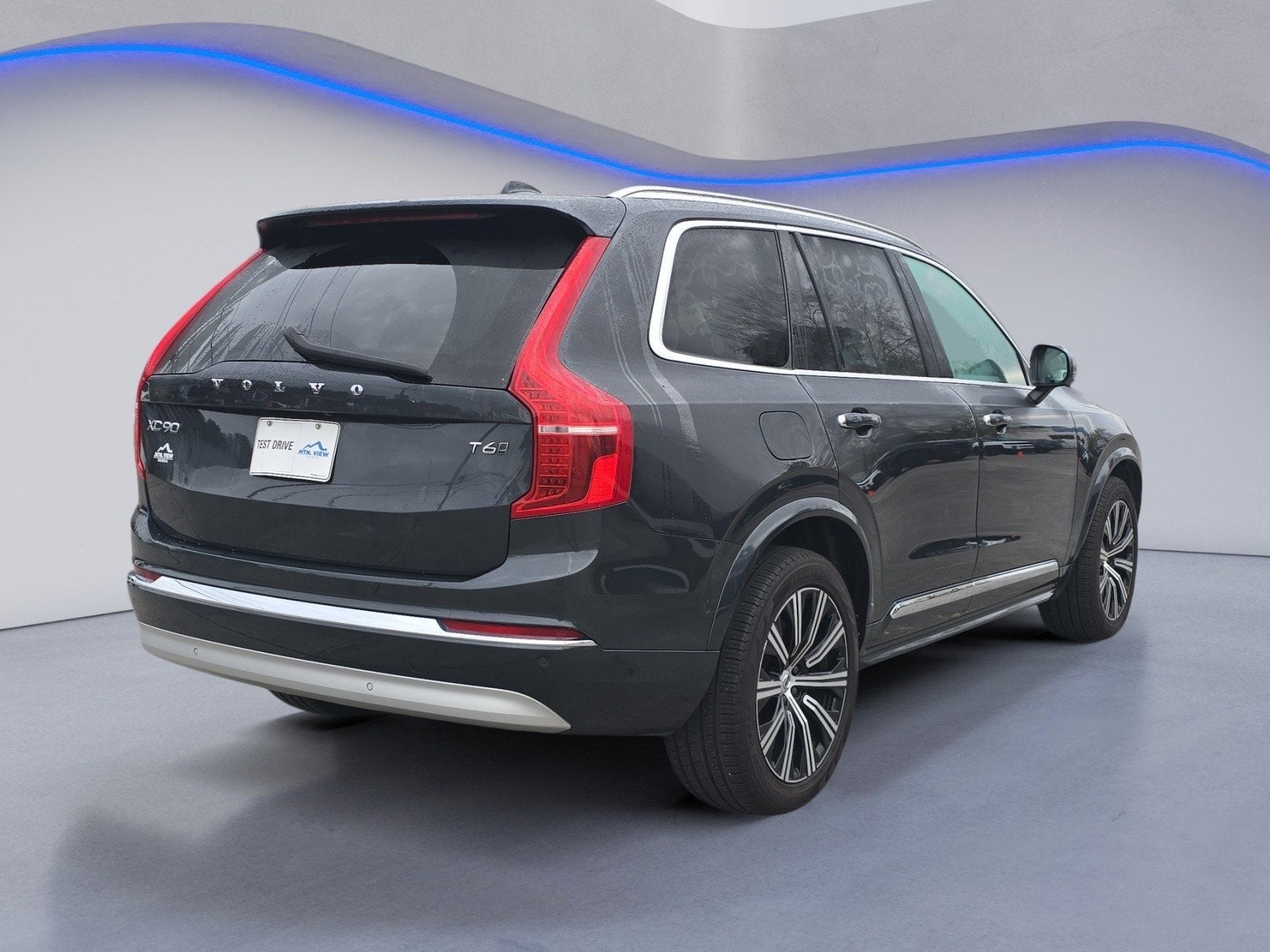 2022 Volvo XC90 T6 Inscription
